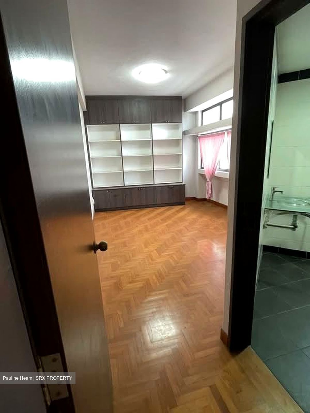 Mandarin Gardens (D15), Condominium #557290371